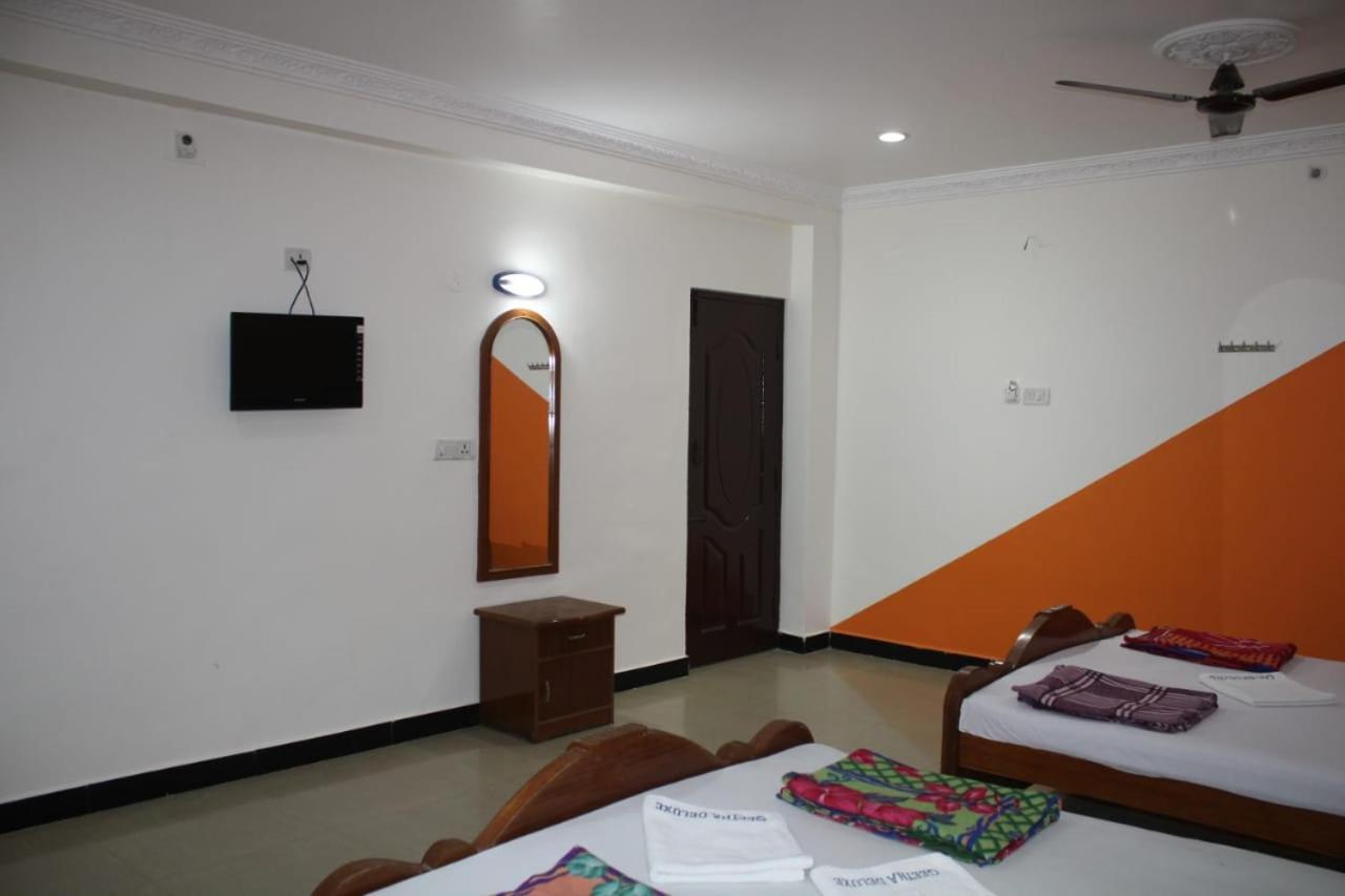 Hotel Sudhiksha Deluxe Рамешварам Екстер'єр фото